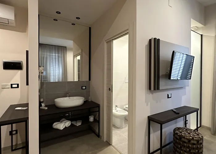 Tonic Hotel 3*