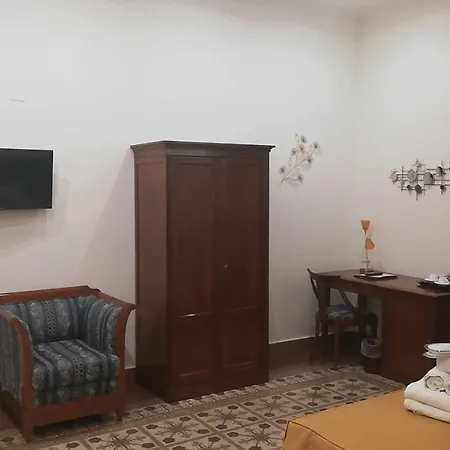 Tonic Hotel