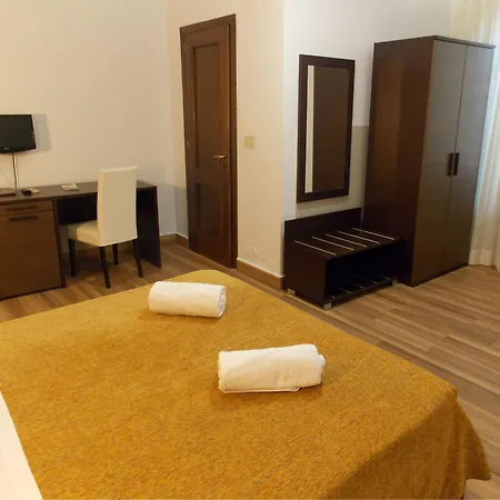 Tonic Hotel 3*